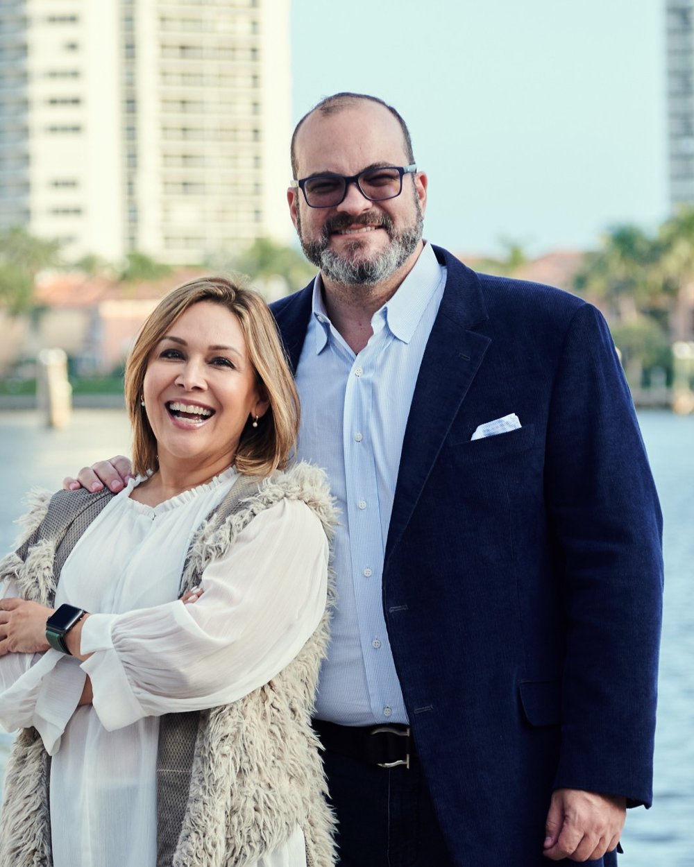 Mary Lou Adarme y Servio Fernández